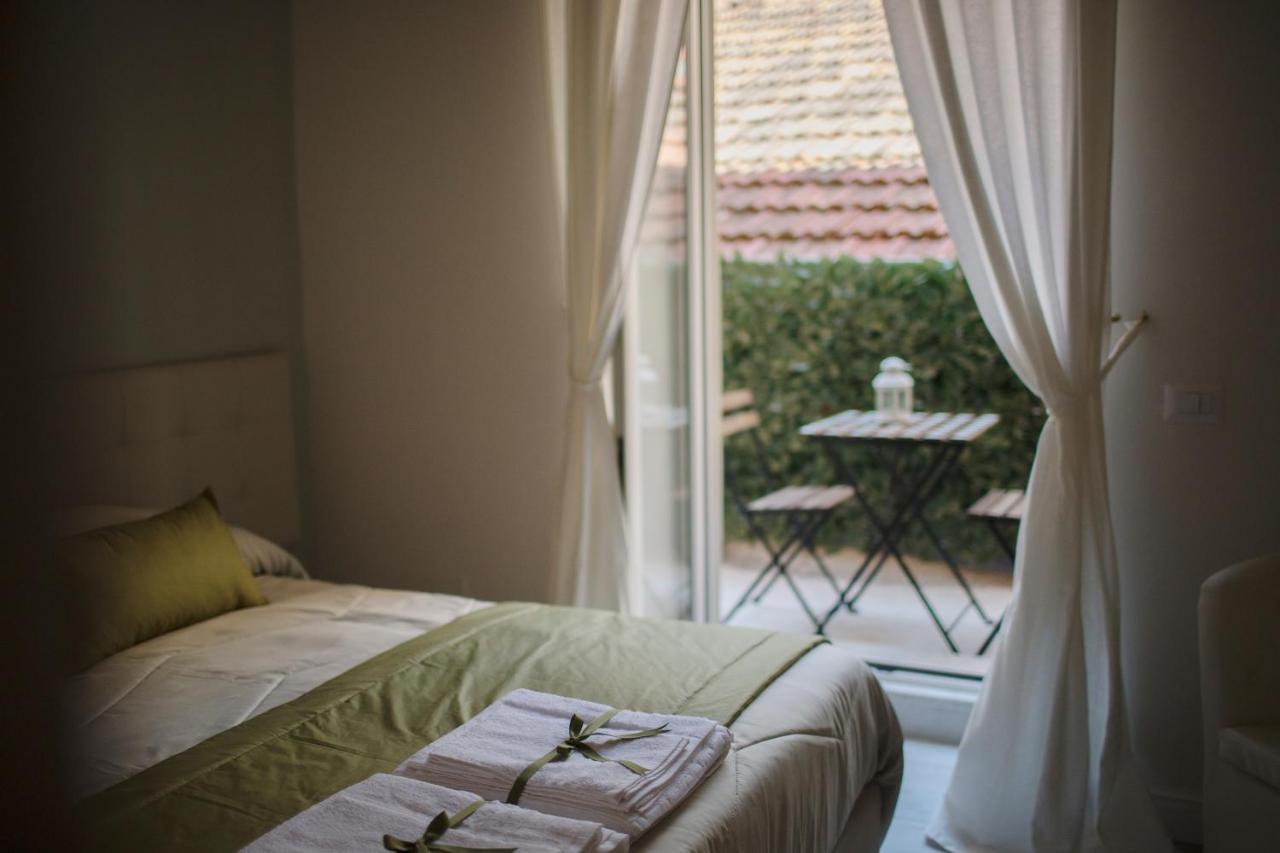 Prisca B&B เนเปิลส์ ภายนอก รูปภาพ